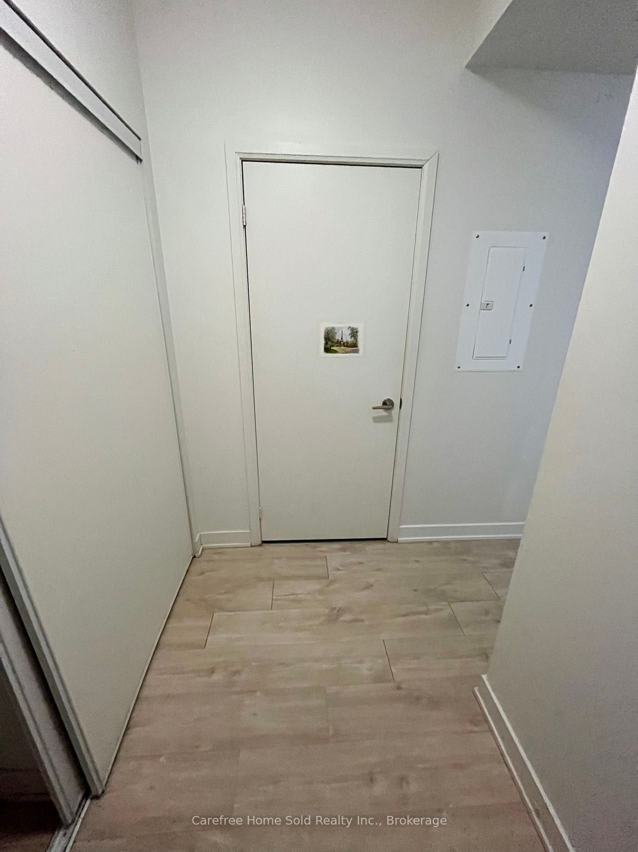 27 Bathurst St E, unit 1518 for rent