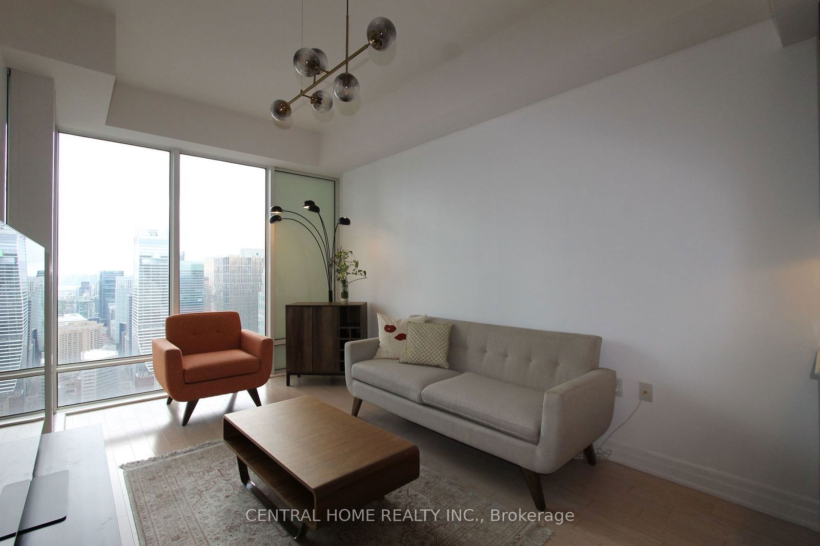 8 The Esplanade, unit 5503 for rent