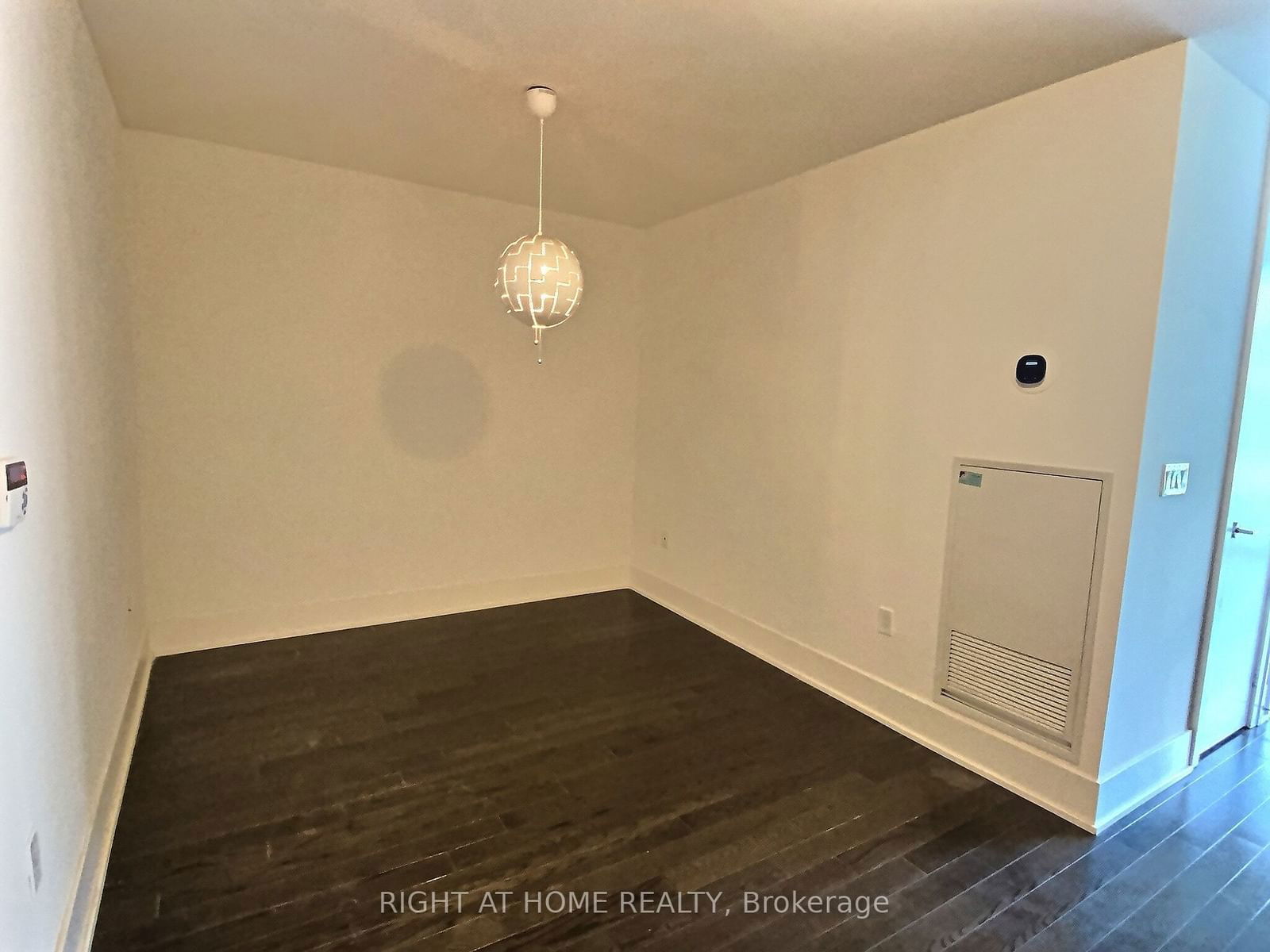 39 Queens Quay E, unit 1008 for rent