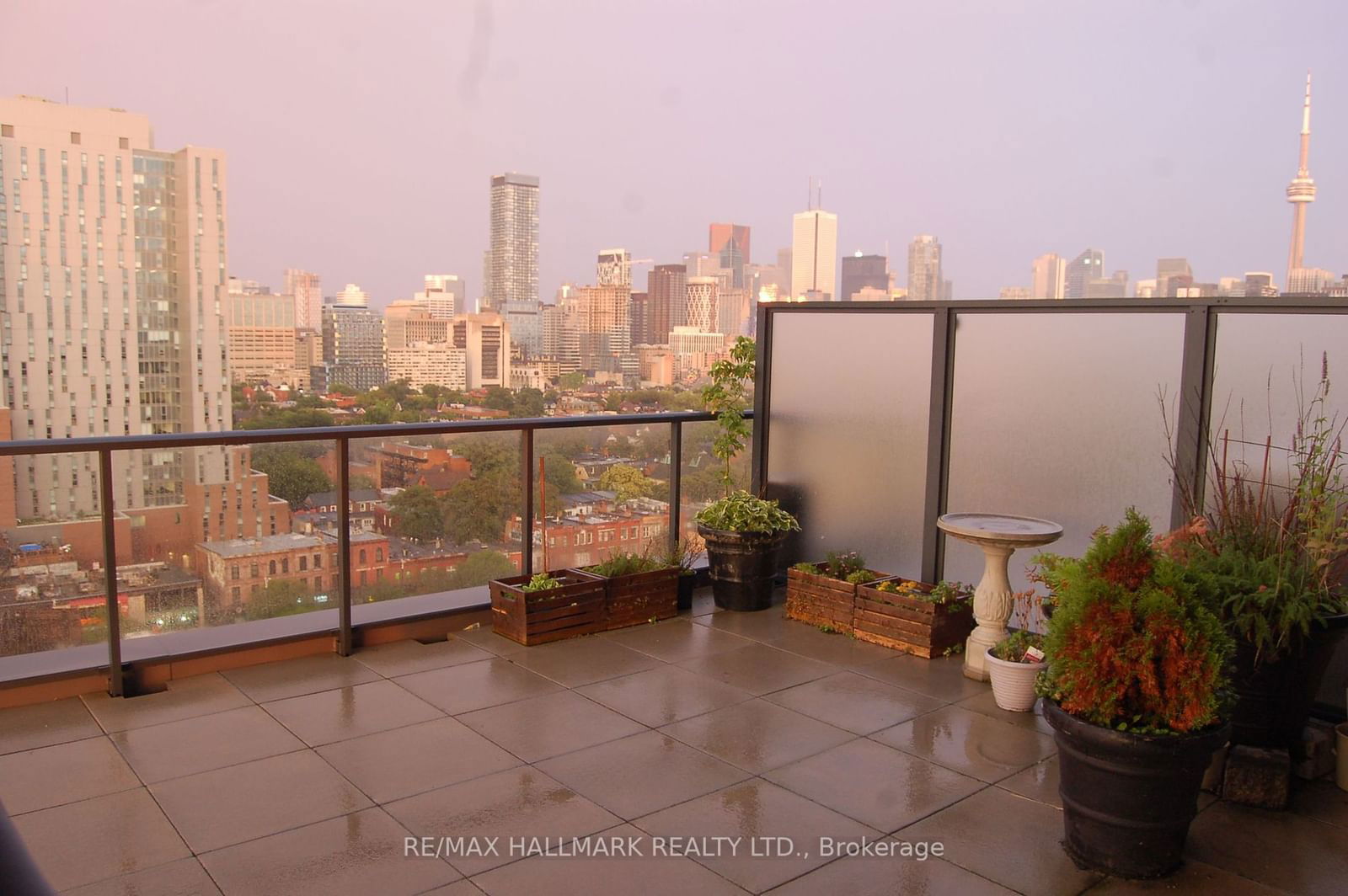 The College Condo at Spadina, Downtown, Toronto