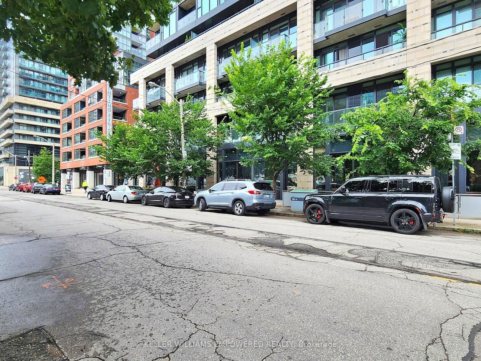 King West Townhomes, Downtown, Toronto