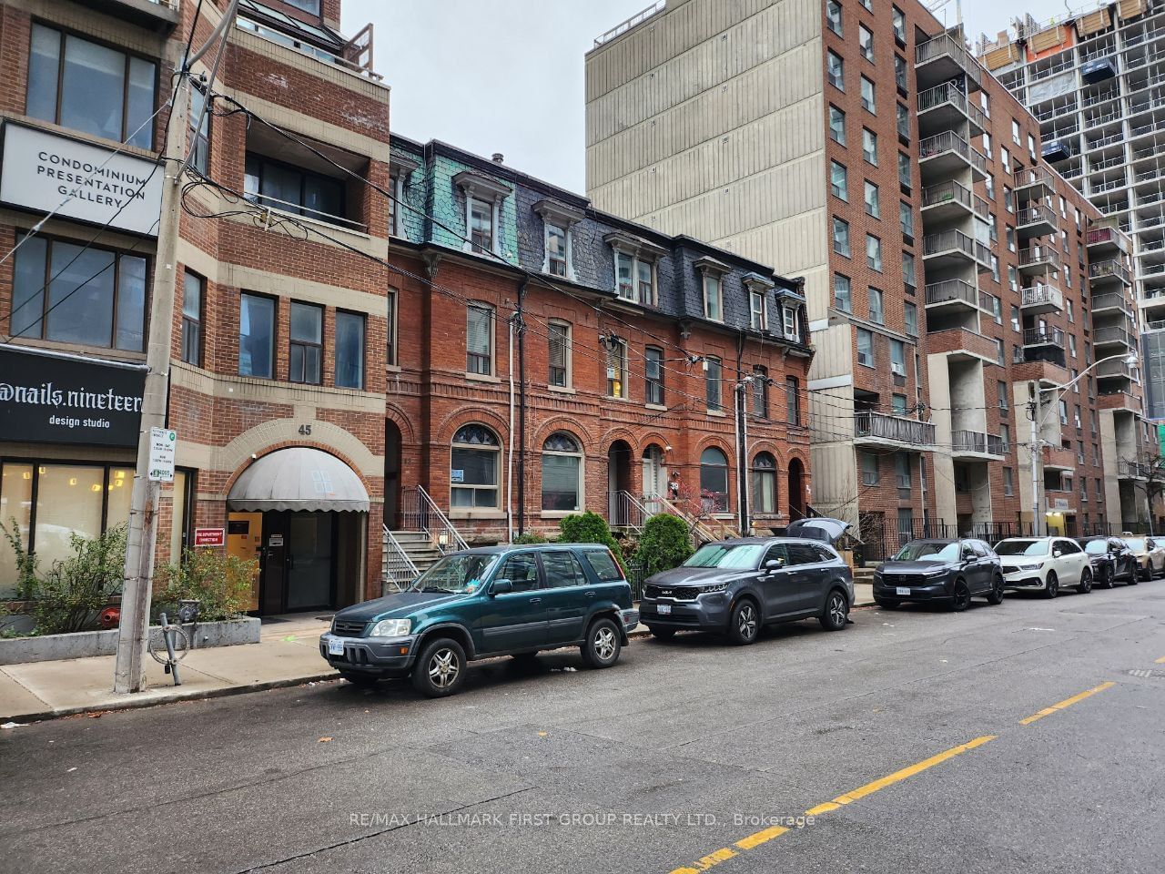 37 Mutual St for sale 