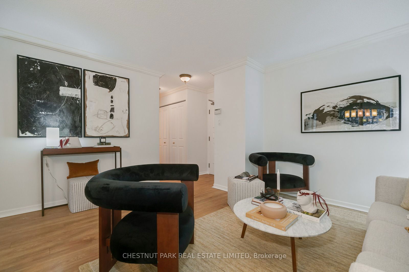 25 Maitland St, unit 502 for sale