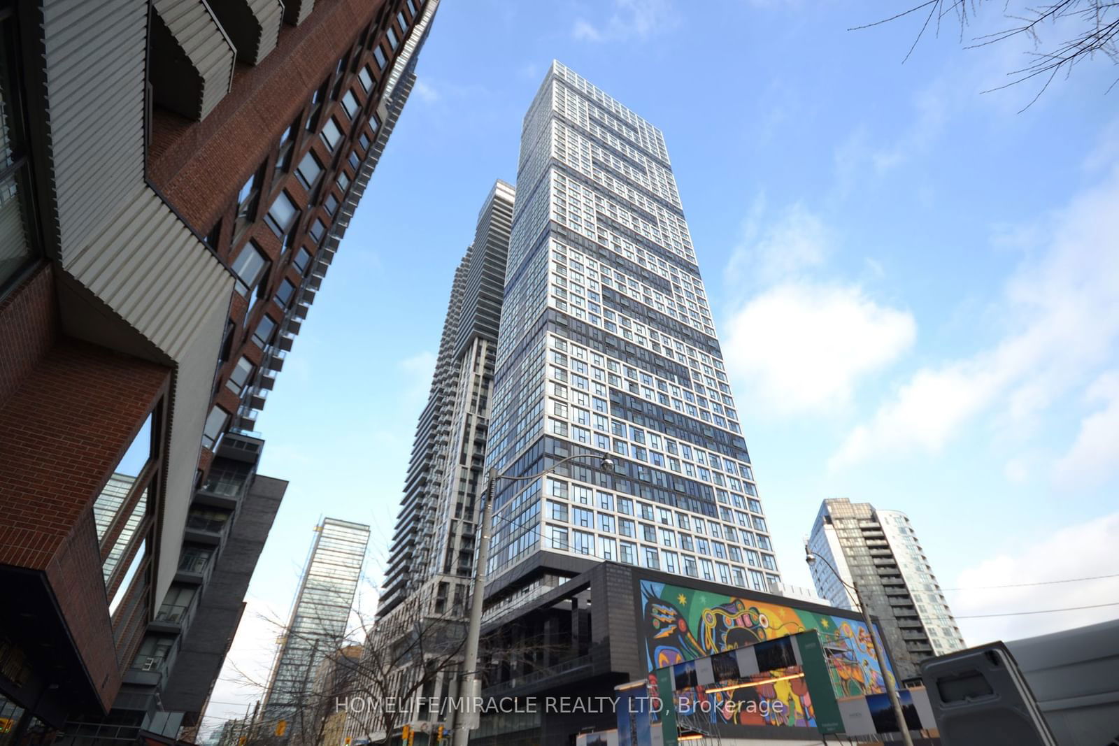 181 Dundas St E, unit 3615 for rent