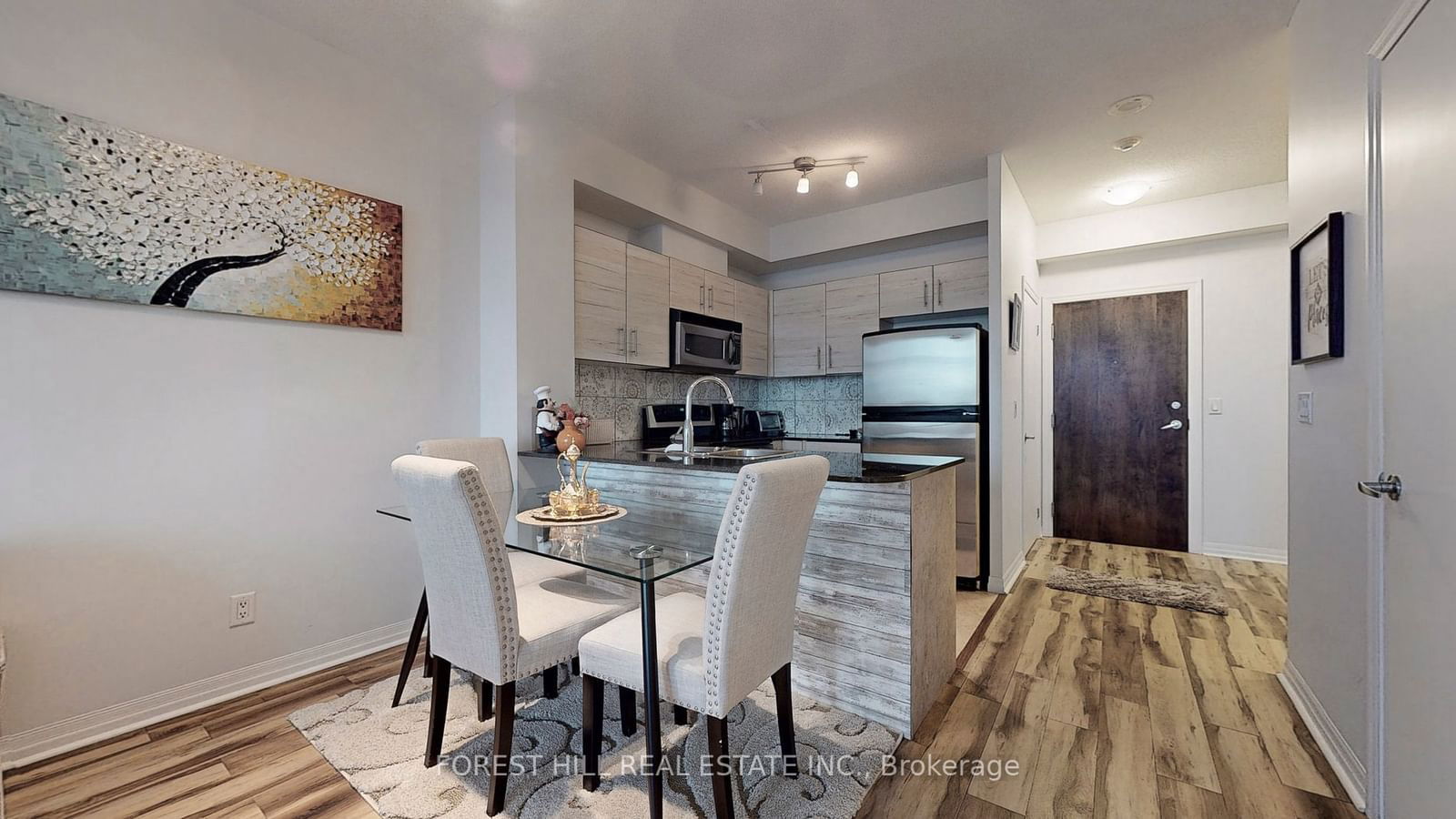 16 Yonge St, unit 2207 for sale