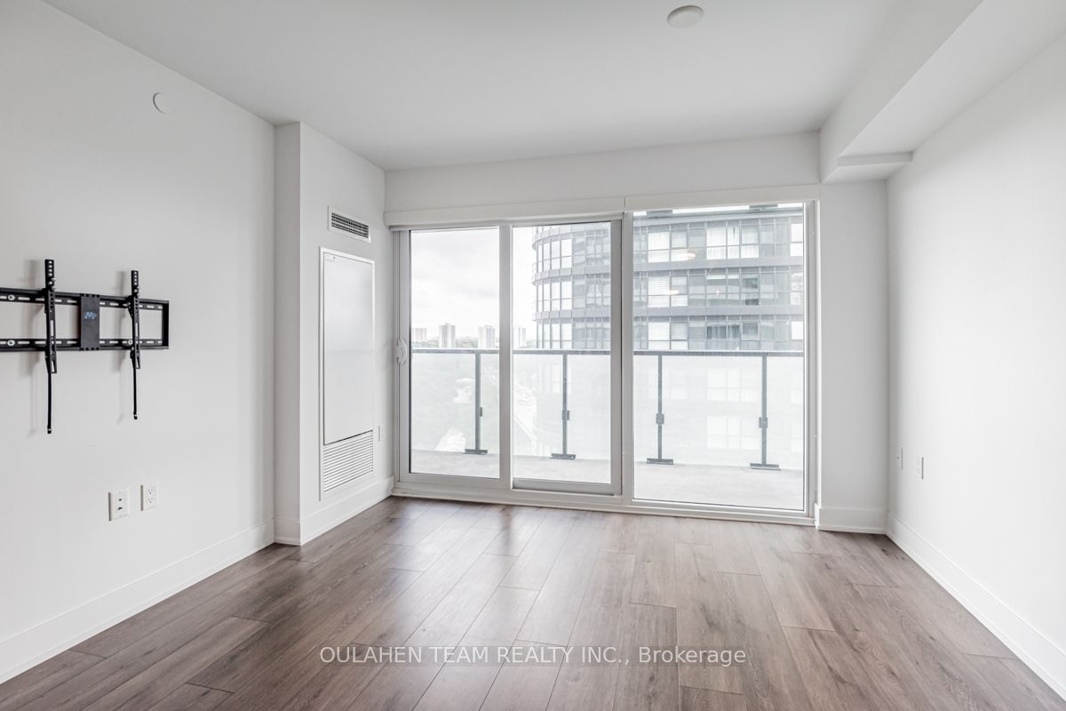 575 Bloor St E, unit 1106 for rent