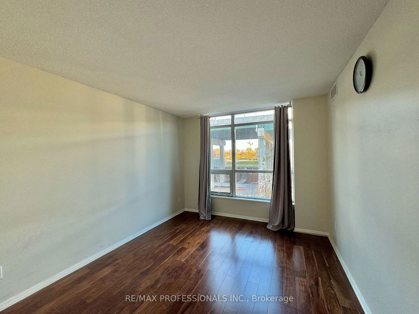 231 Fort York Blvd, unit 428 for rent