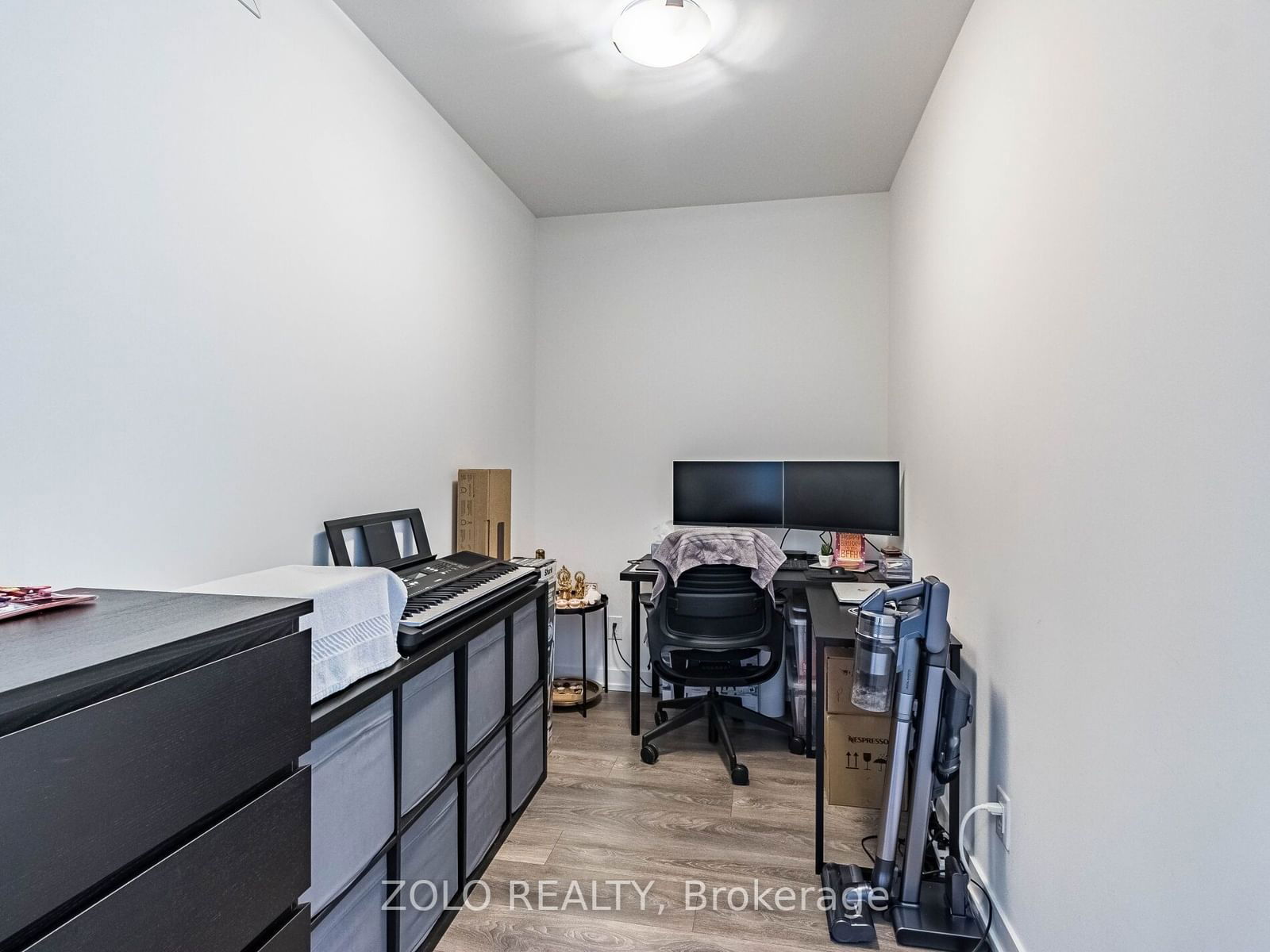 159 Wellesley St E, unit PH10 for rent