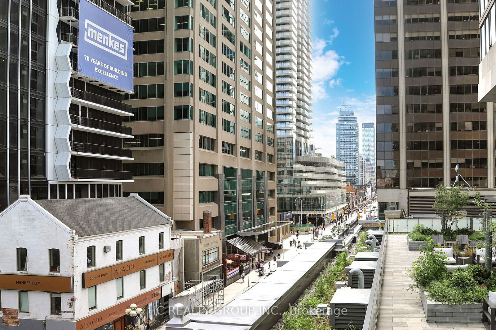 1 Yorkville Ave, unit 2902 for sale