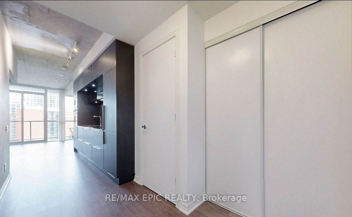 88 Blue Jays Way, unit 1215 for rent