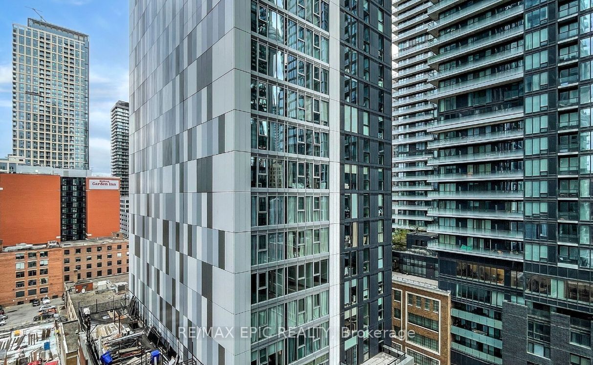 88 Blue Jays Way, unit 1215 for rent