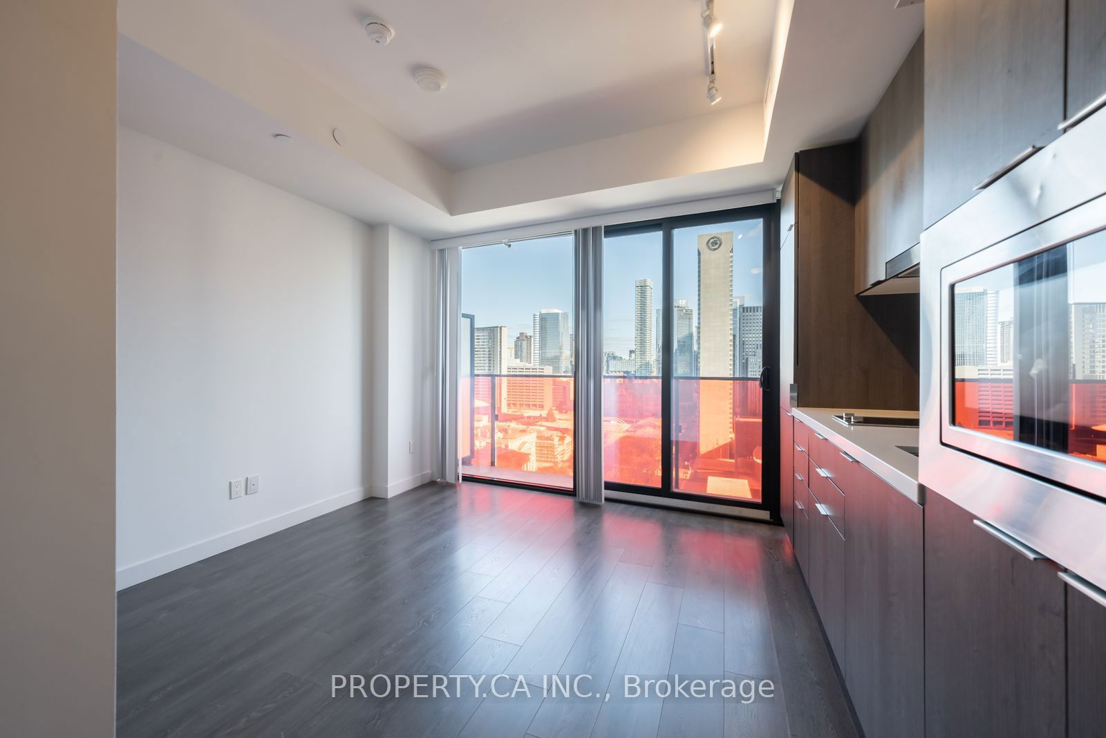 215 Queen St W, unit 1910 for rent