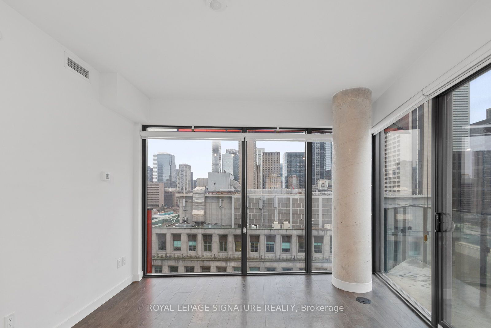 215 Queen St W, unit 1311 for rent