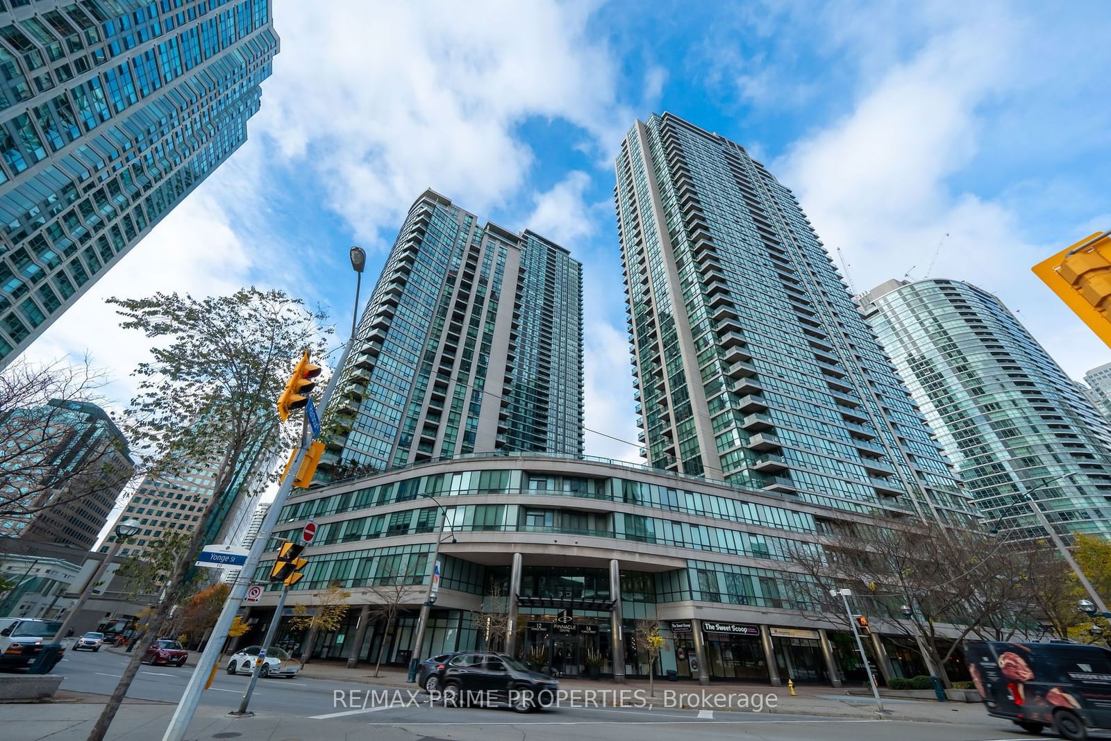 16 Yonge St, unit 2012 for sale