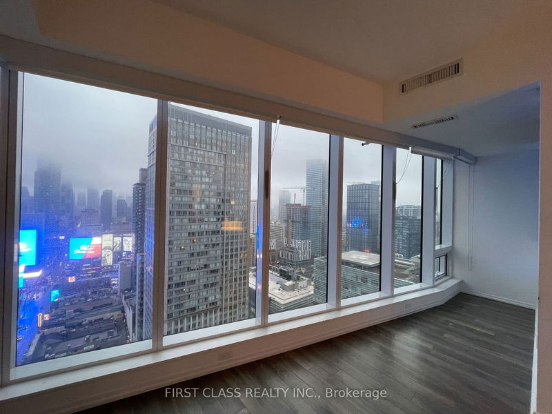 197 Yonge St, unit 2714 for rent