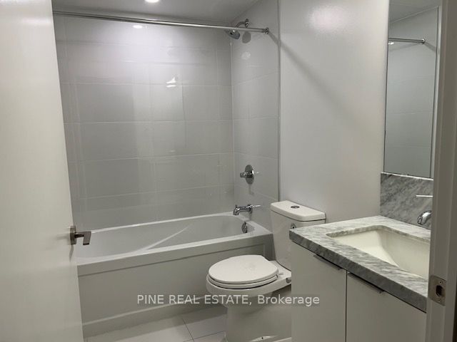 121 St Patrick St, unit 207 for rent