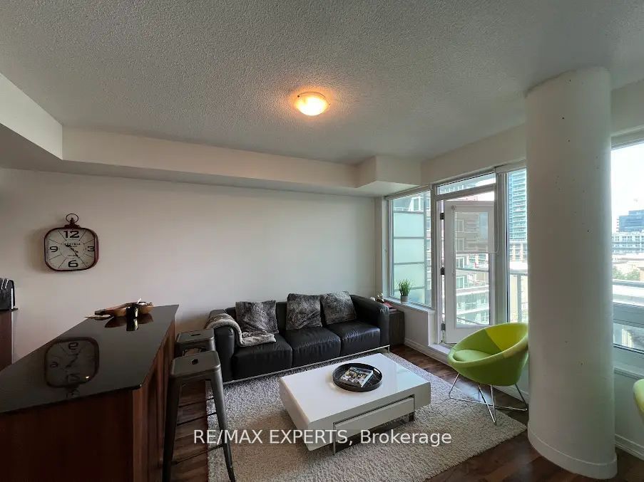 55 East Liberty St, unit 715 for rent