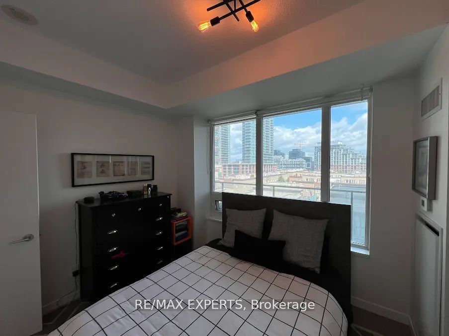 55 East Liberty St, unit 715 for rent