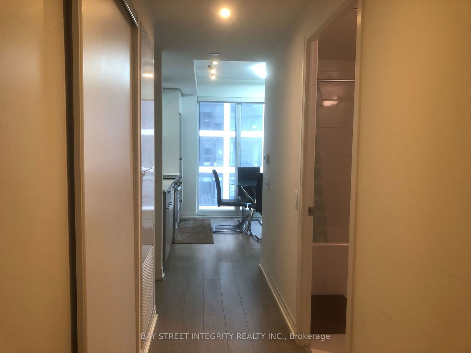 251 Jarvis St, unit 2905 for rent