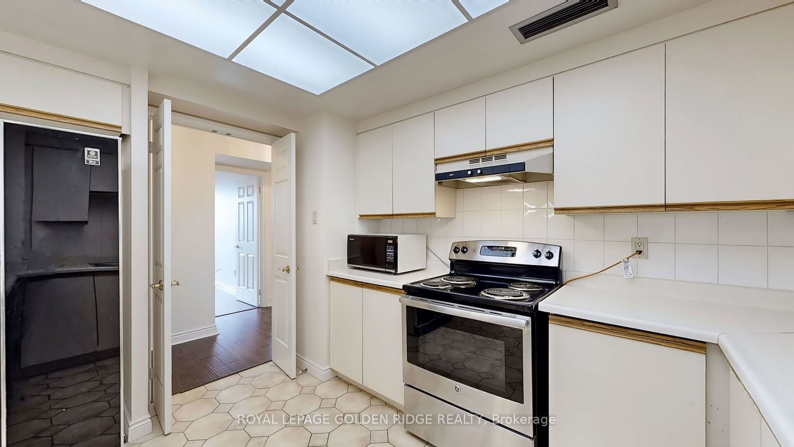 65 Spring Garden Ave, unit 1504 for sale