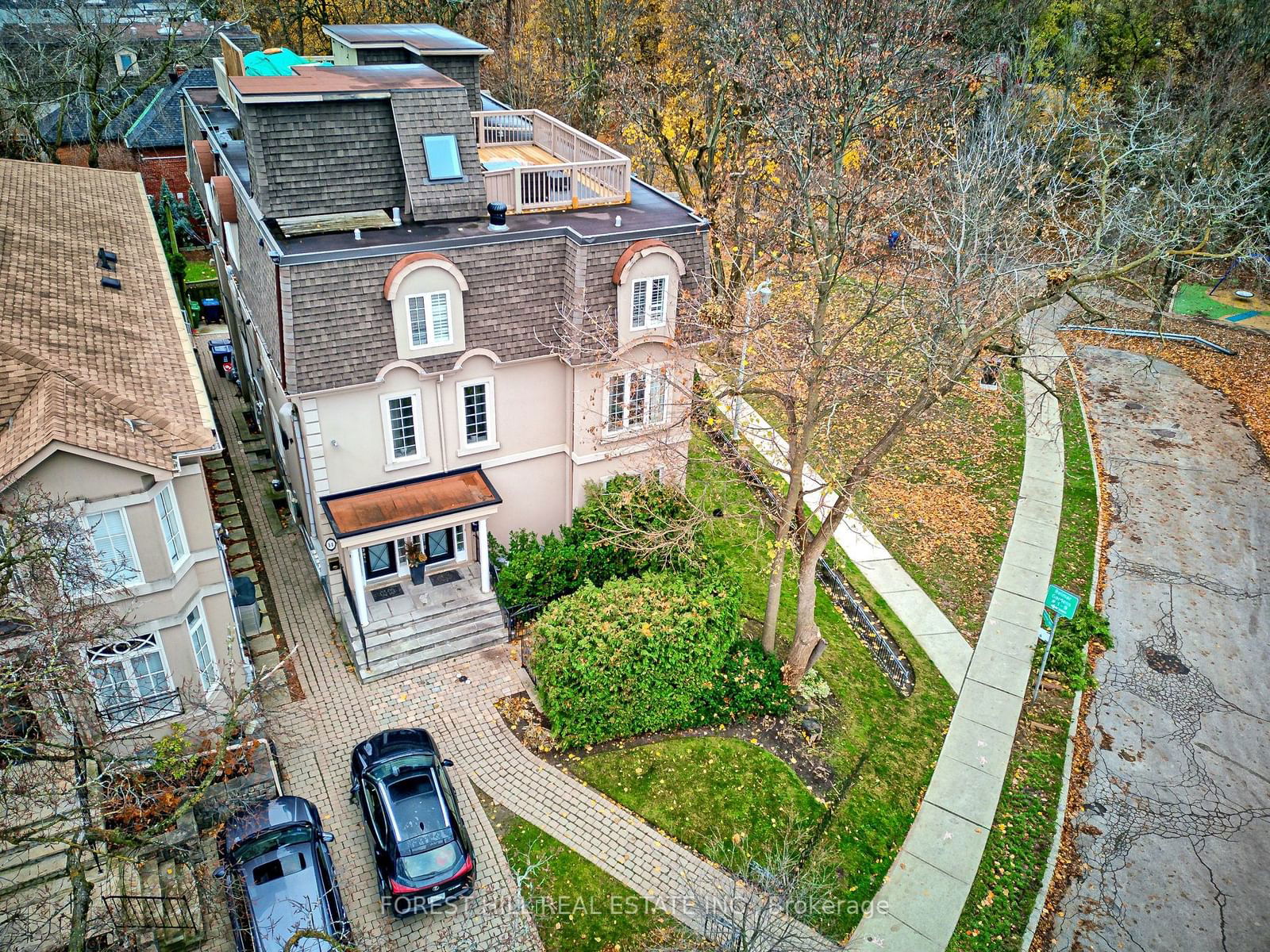 16 Relmar Road Townhouses, Midtown, Toronto