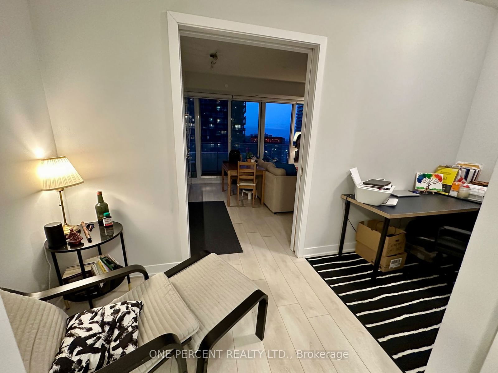 2221 Yonge St, unit 3711 for sale