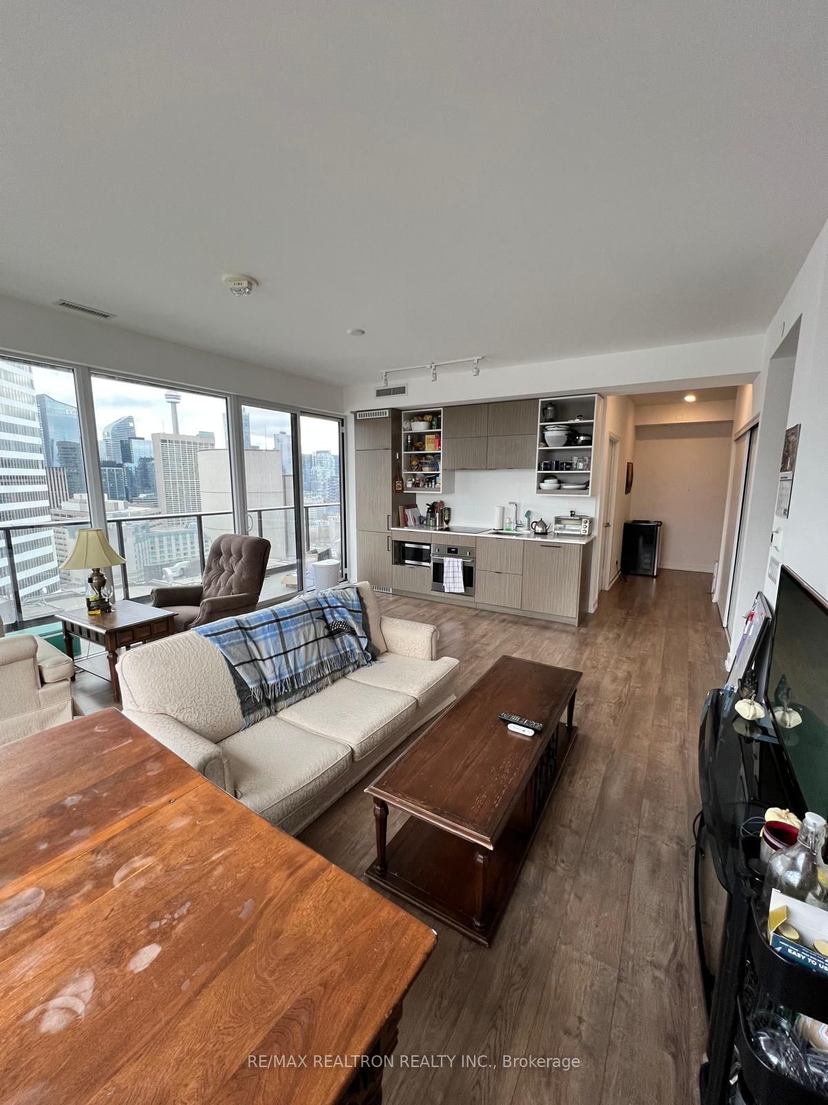 20 Edward St, unit 2203 for rent