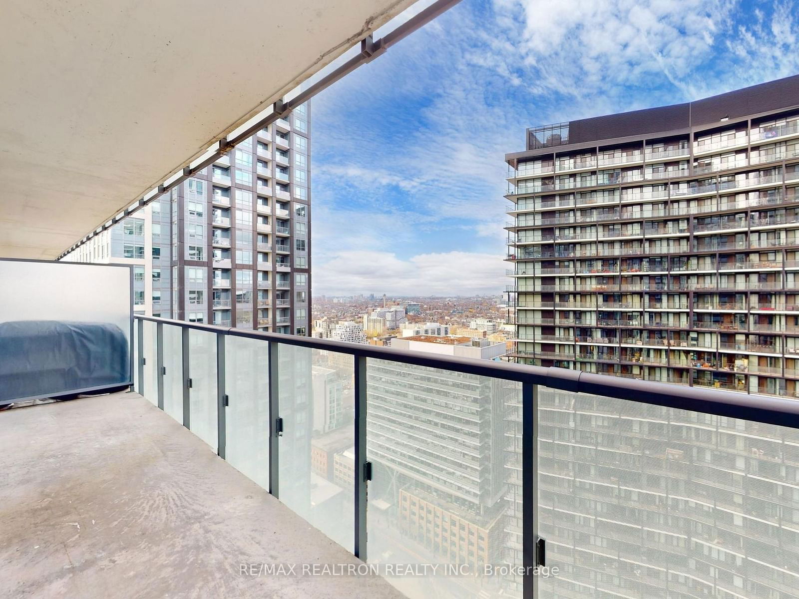 101 Peter St, unit 3001 for sale