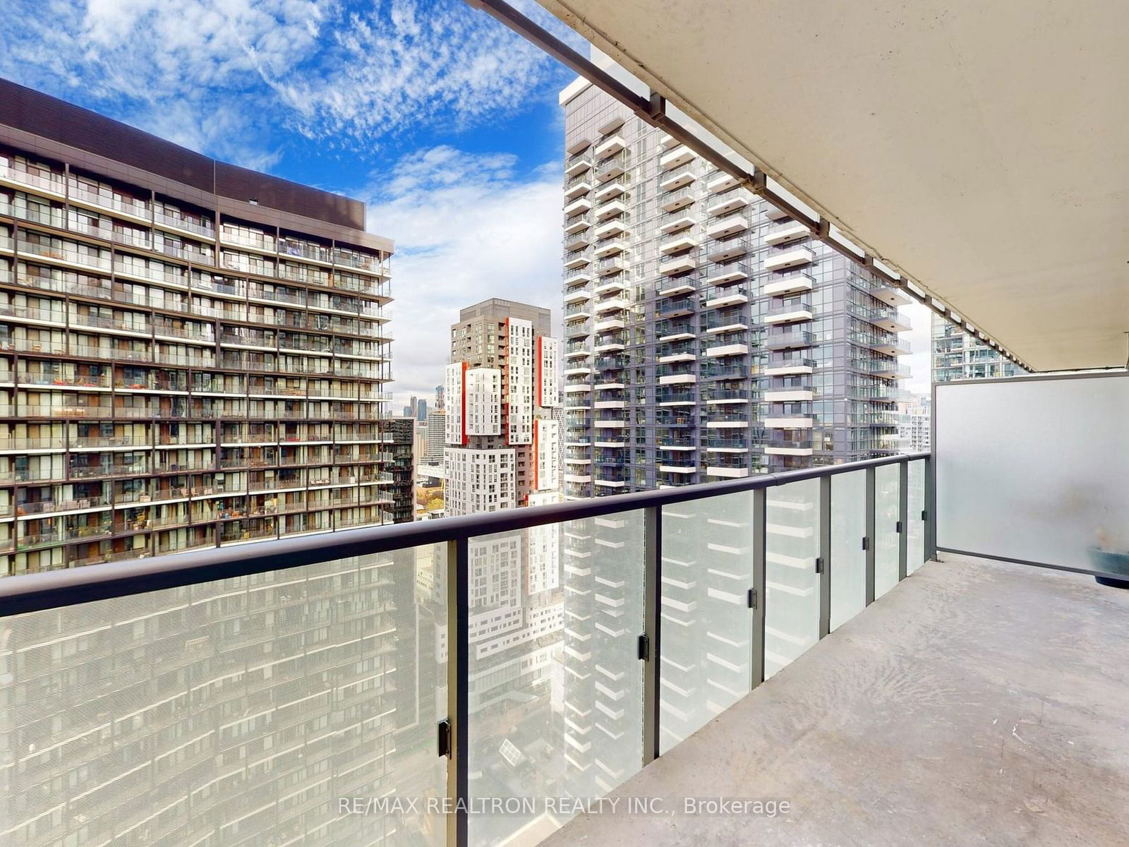 101 Peter St, unit 3001 for sale