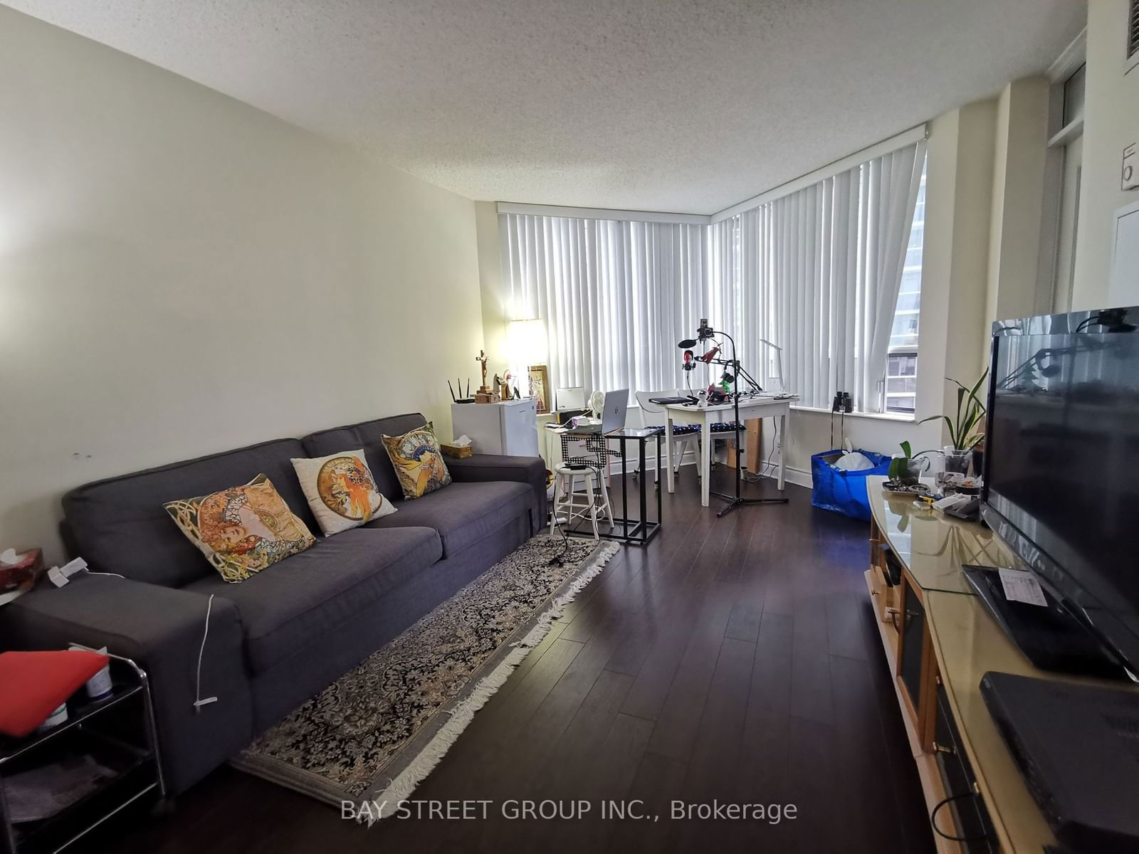 15 Northtown Way, unit 620 for rent