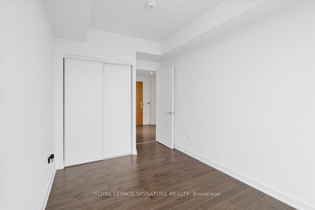 15 Queens Quay E, unit 3402 for rent