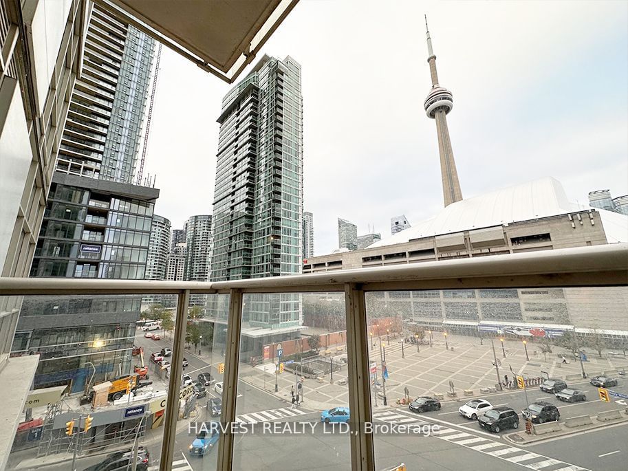 10 Navy Wharf Crt, unit 707 for rent