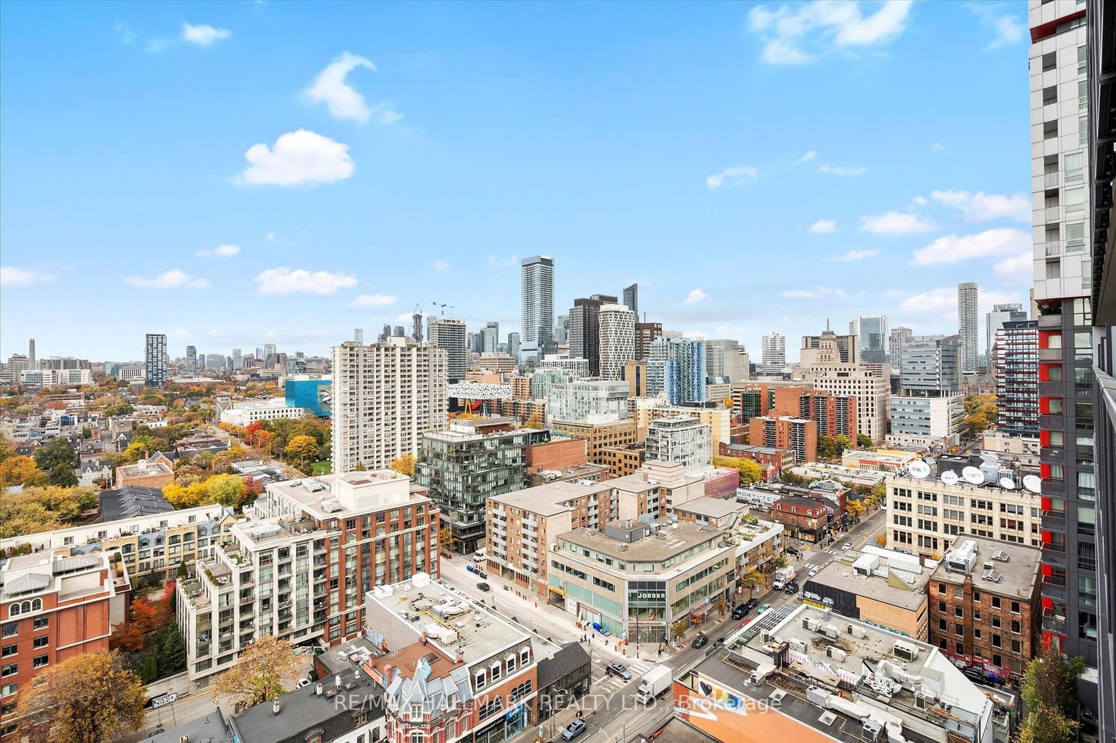 330 Richmond St W, unit 2207 for sale