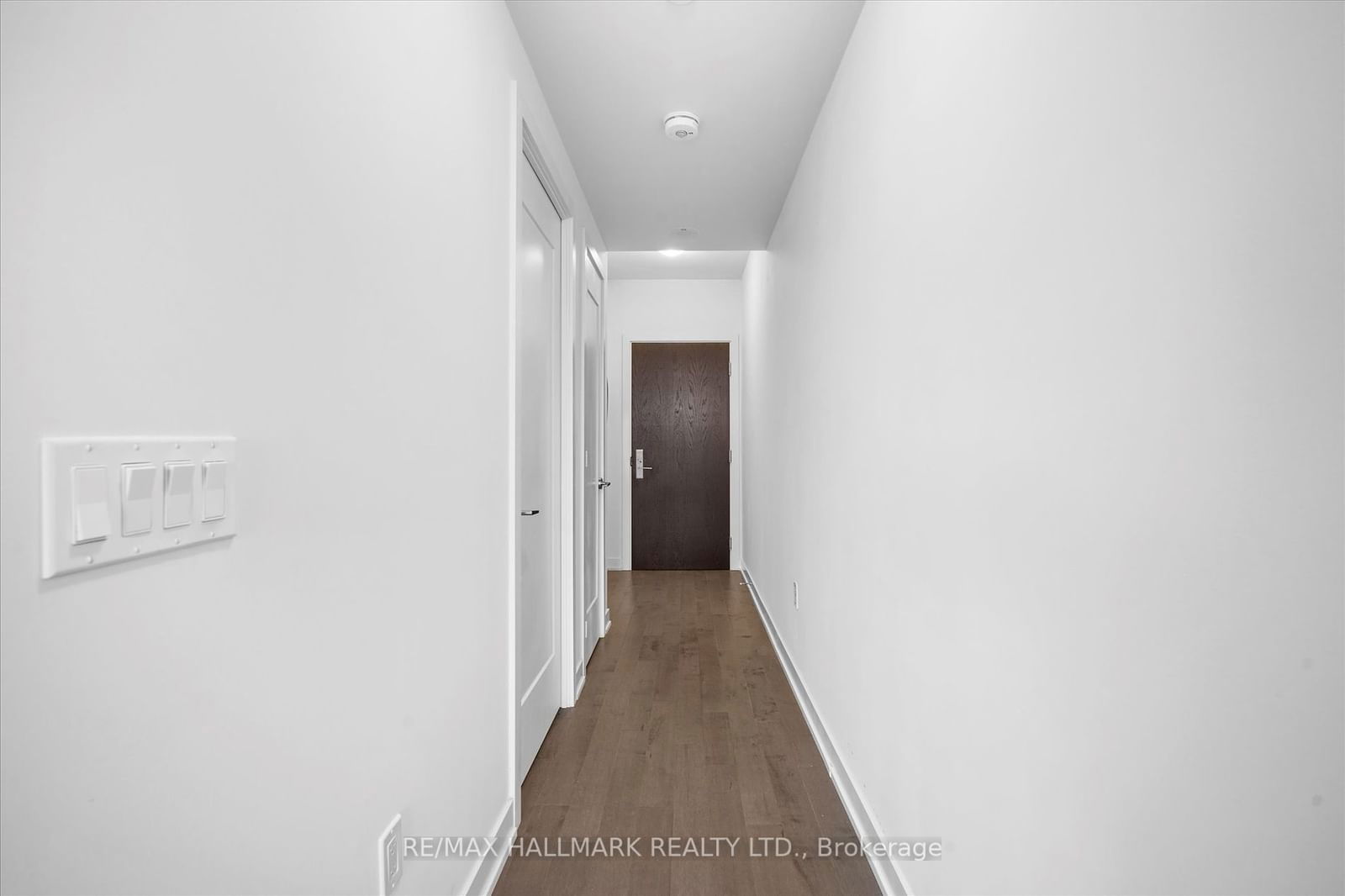 330 Richmond St W, unit 2207 for sale