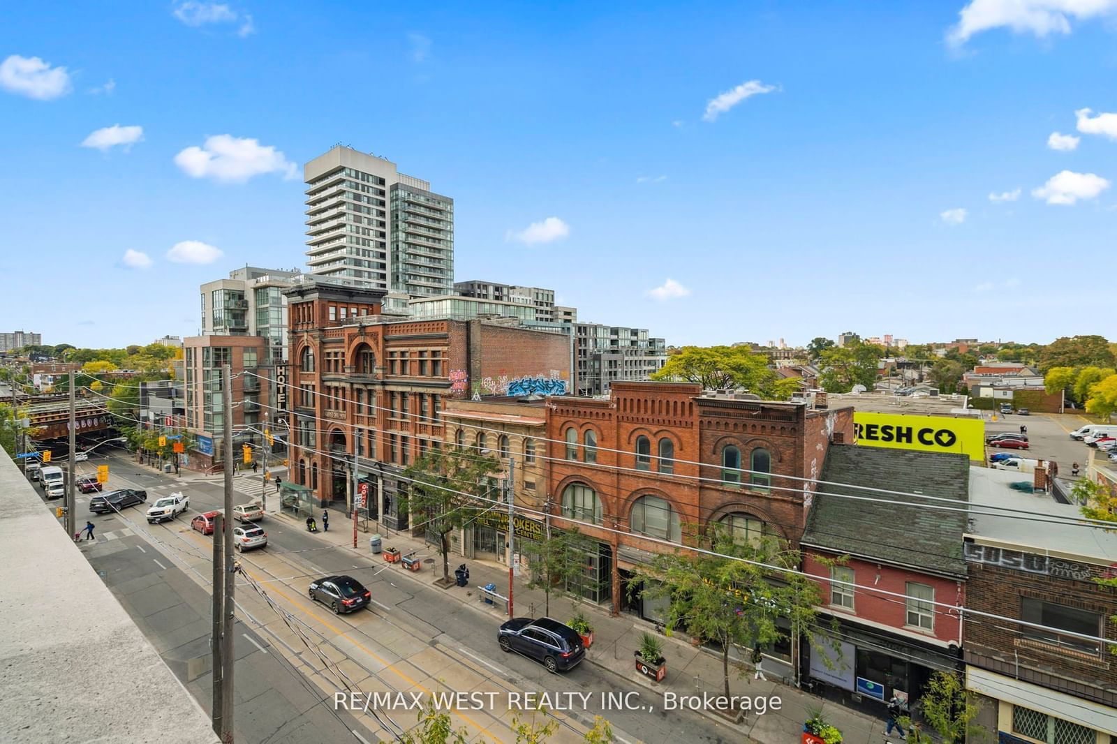 1169 Queen St W, unit 506 for sale