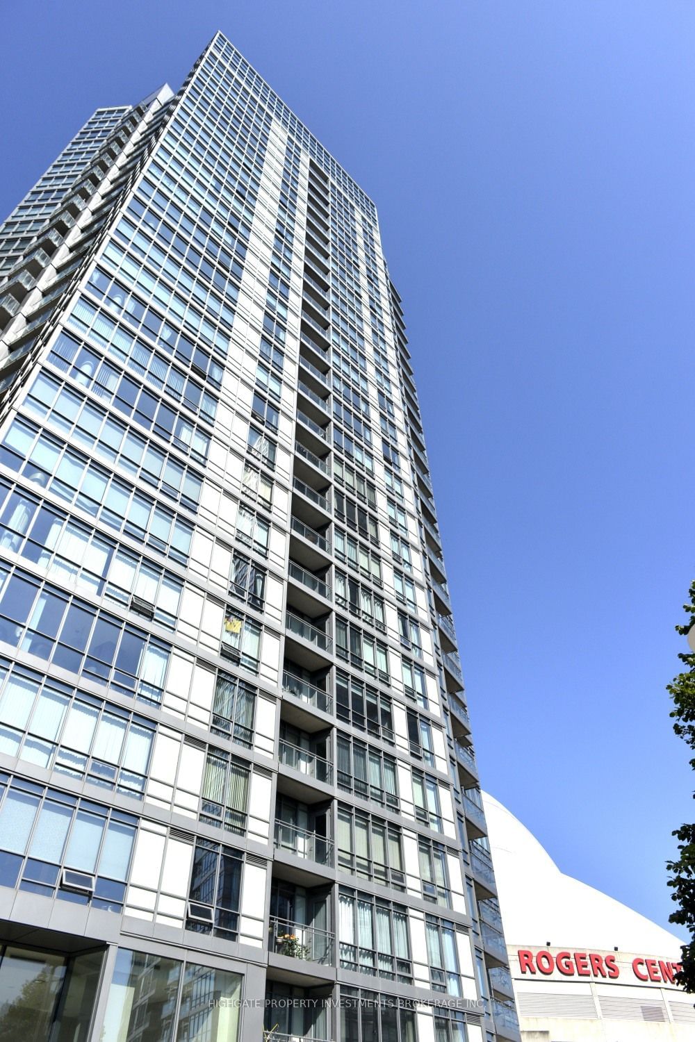 3 Navy Wharf Crt, unit 909 for rent