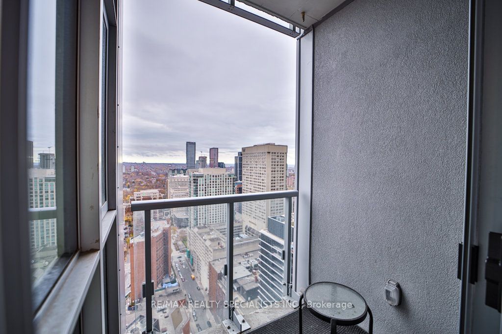 1 Yorkville Ave, unit 3411 for sale