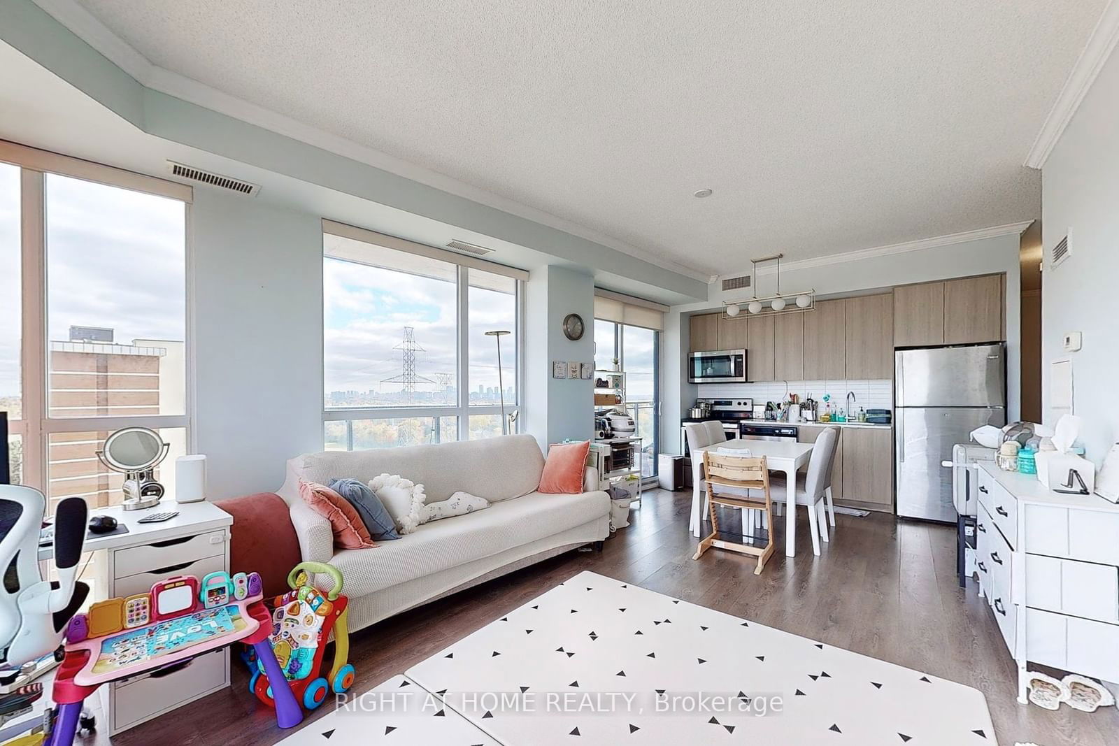 3237 Bayview Ave, unit 1006 for rent