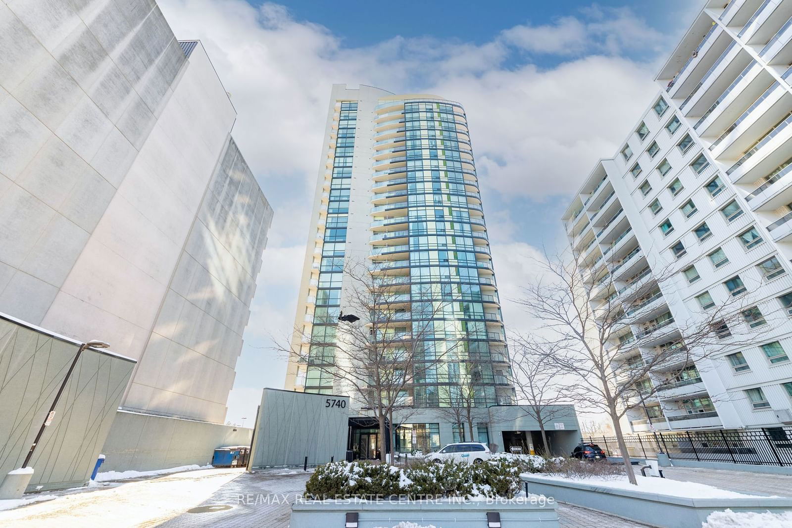 5740 Yonge St, unit 1505 for sale