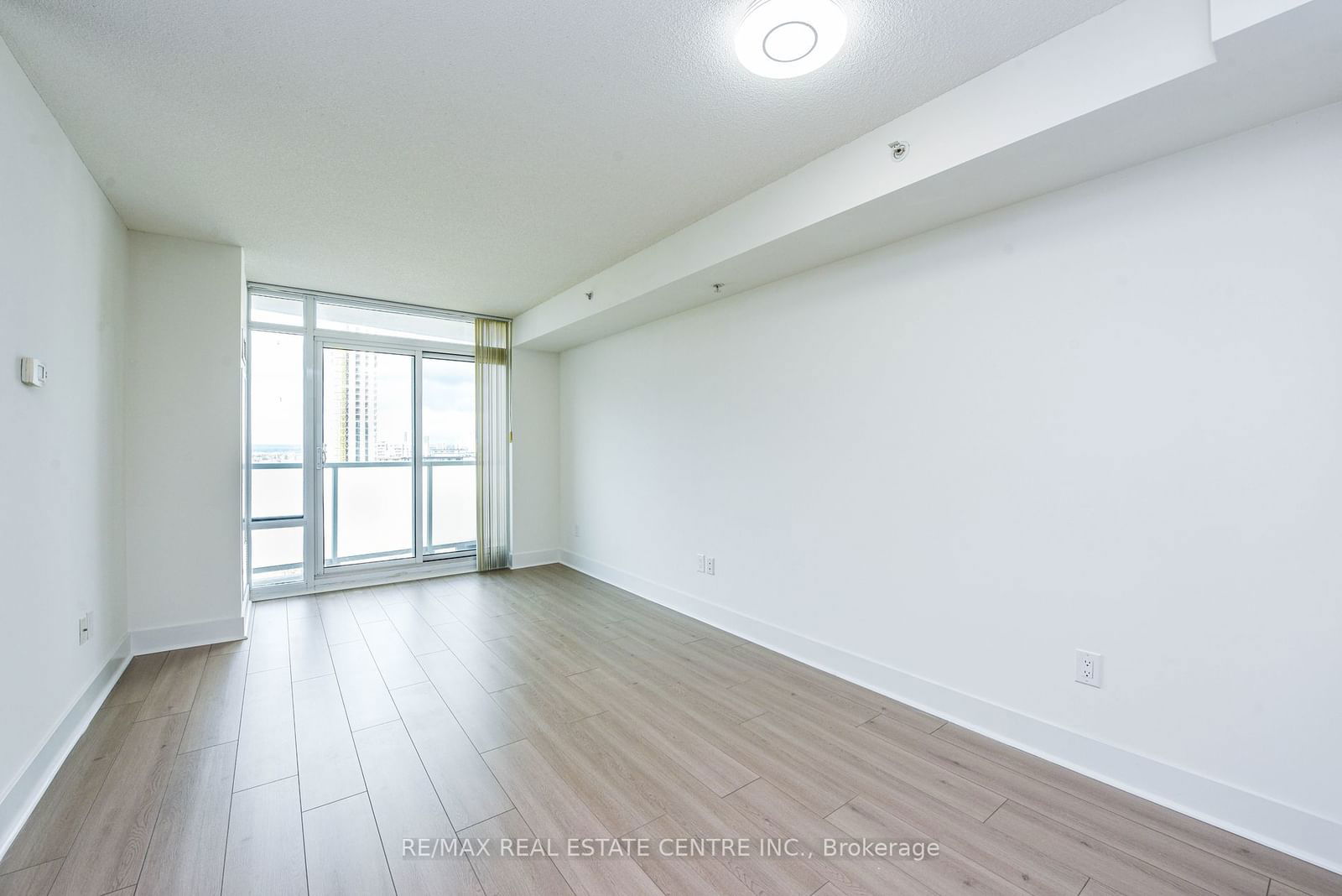 5740 Yonge St, unit 1505 for sale