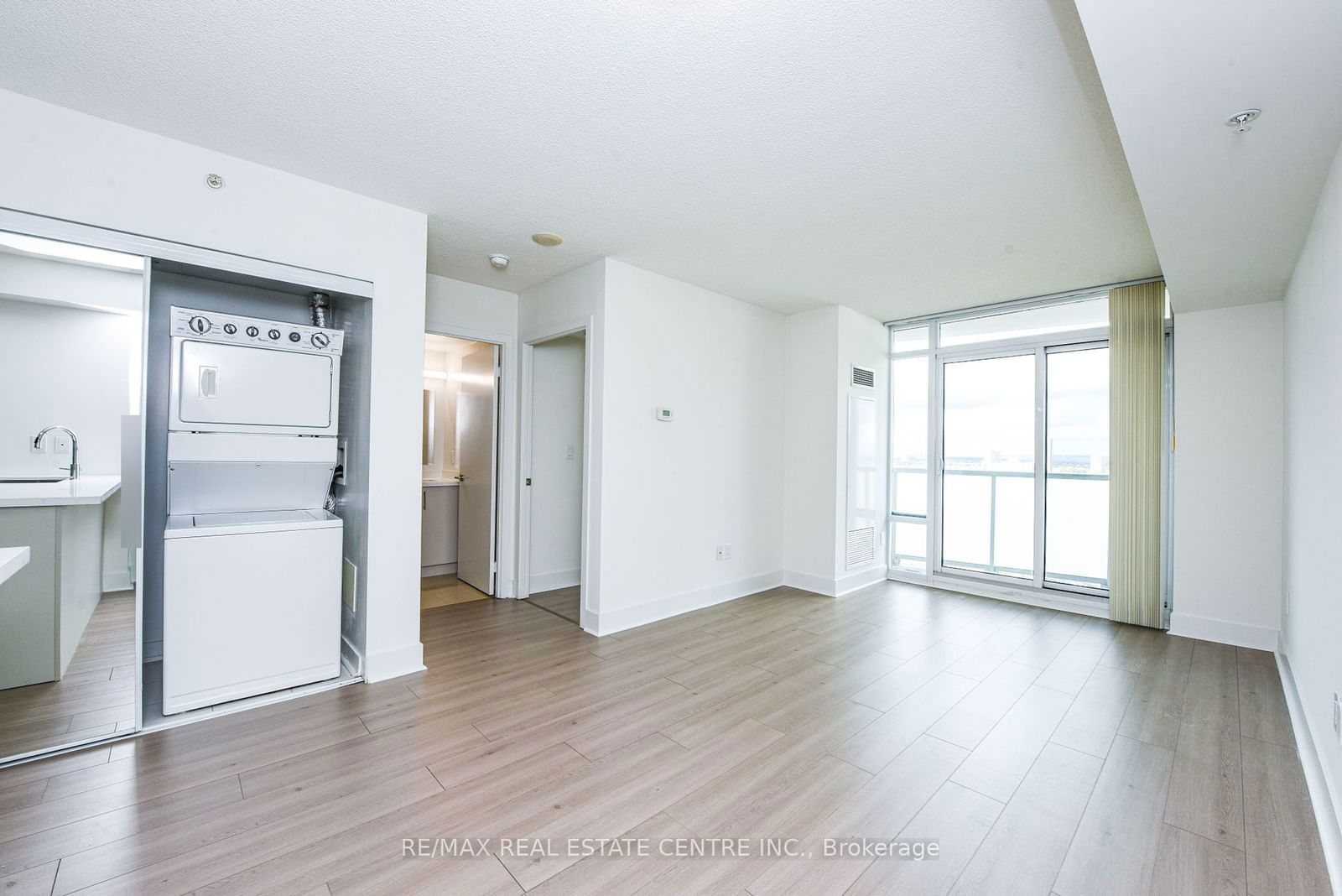 5740 Yonge St, unit 1505 for sale