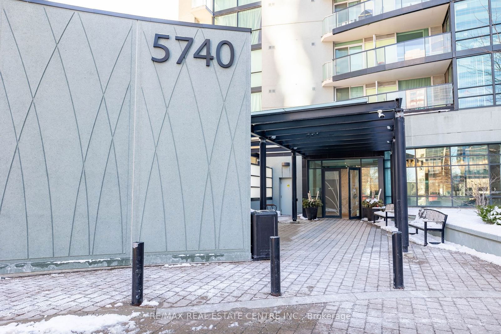 5740 Yonge St, unit 1505 for sale