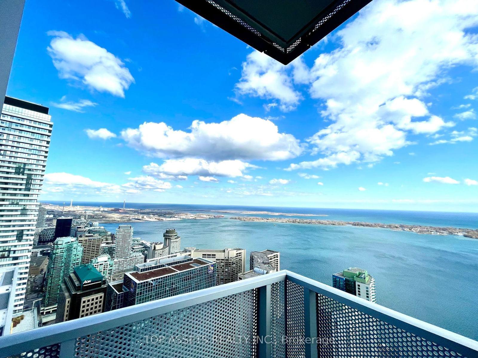 10 York St, unit 6005 for rent