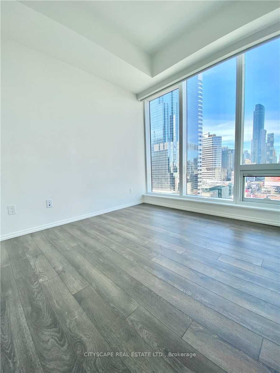 197 Yonge St, unit 4202 for rent