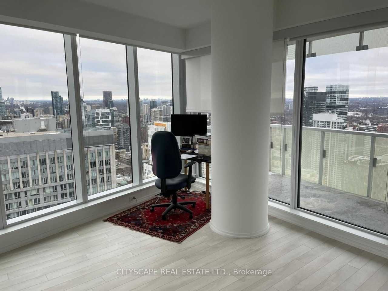 197 Yonge St, unit 4202 for rent