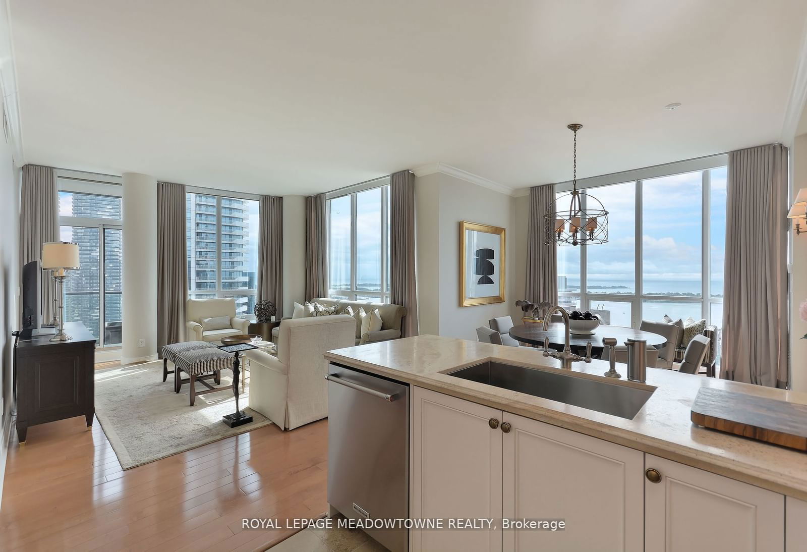 16 Yonge St, unit PH 4006 for sale