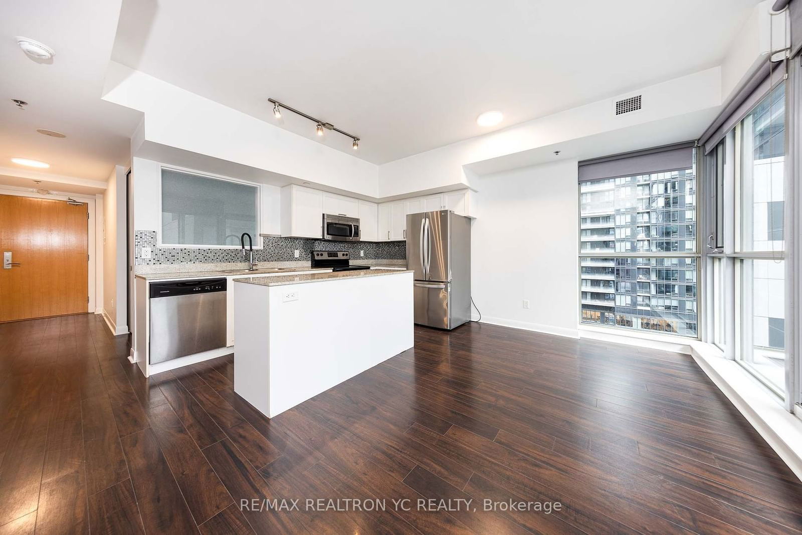 375 King St W, unit 1403 for sale