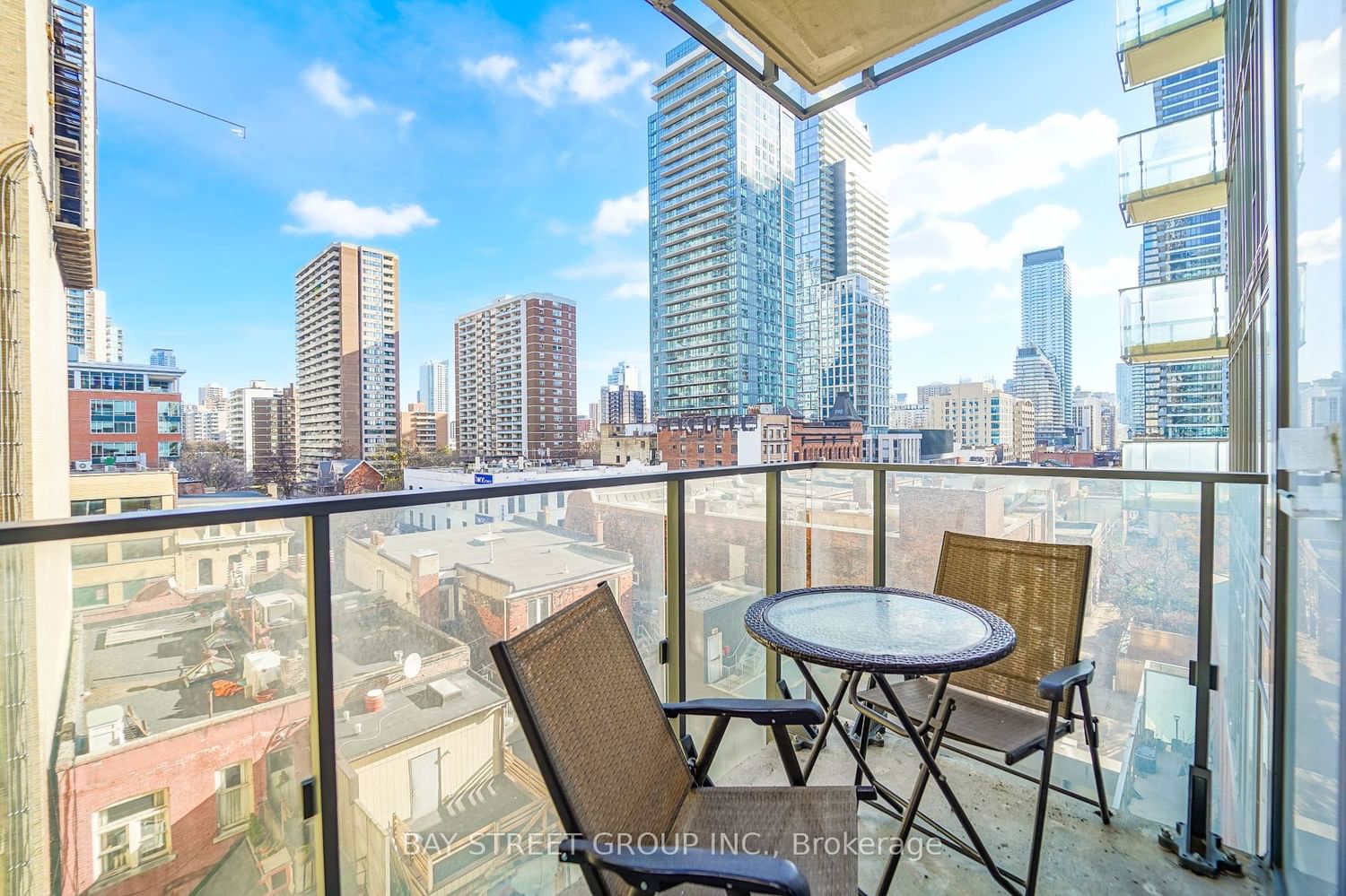 75 St Nicholas St, unit 501 for rent