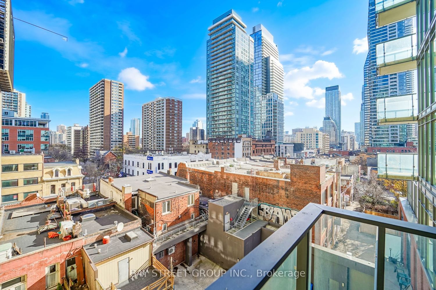 75 St Nicholas St, unit 501 for rent