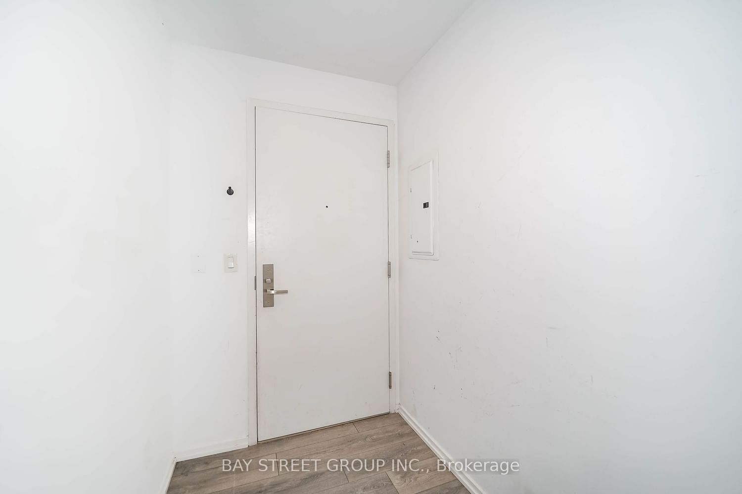 75 St Nicholas St, unit 501 for rent